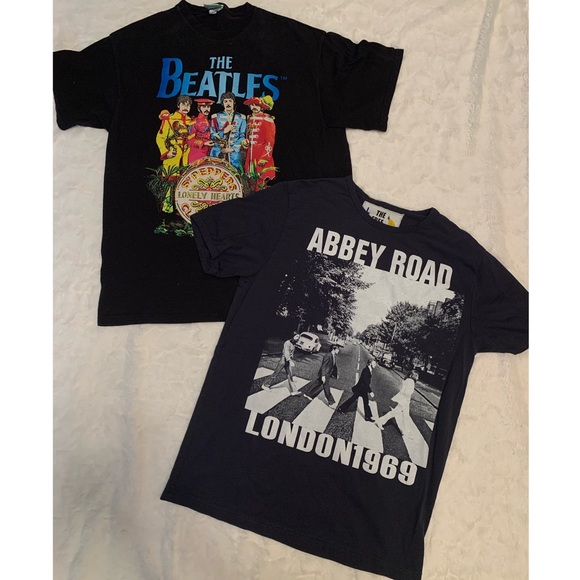 Tops - TWO Beatles Tees 🖤